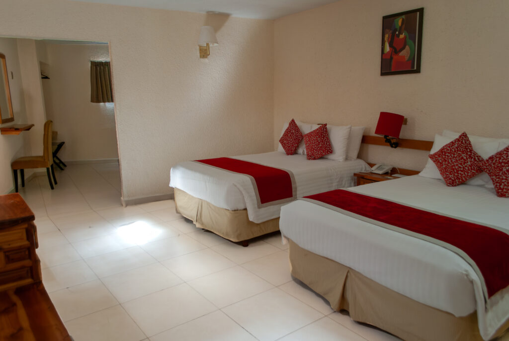 Habitacion para 5 personas, dos camas matrimoniales